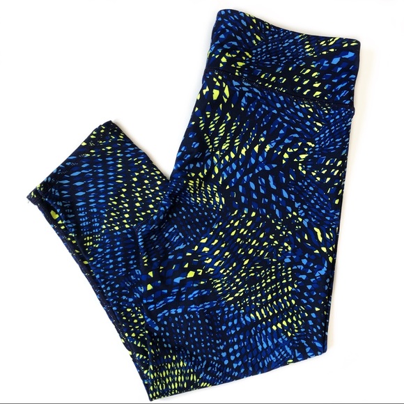 Fabletics Pants - Fabletics Salar Capris